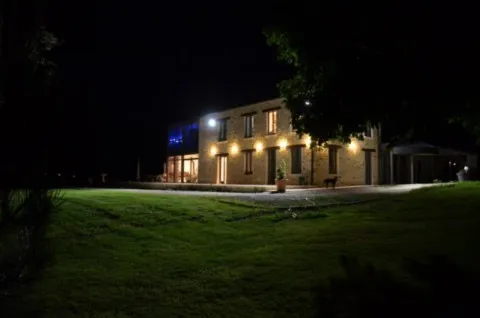 Côté Privé De Nuit